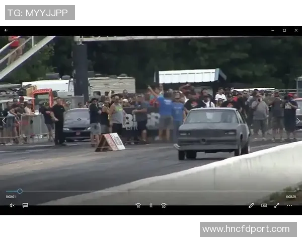 广州与武汉足球队赛后复盘速度对决分析与战术探讨