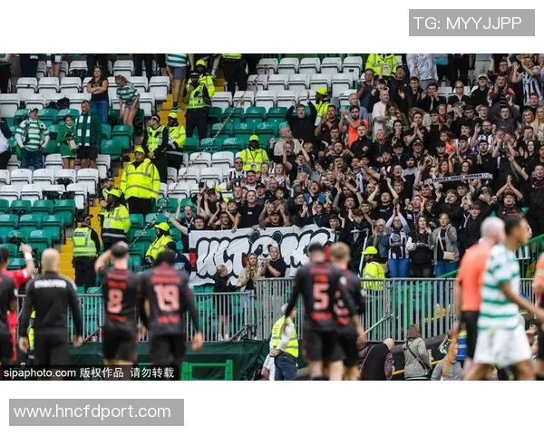 足球巨星背后的奋斗与荣耀那些不为人知的动人故事