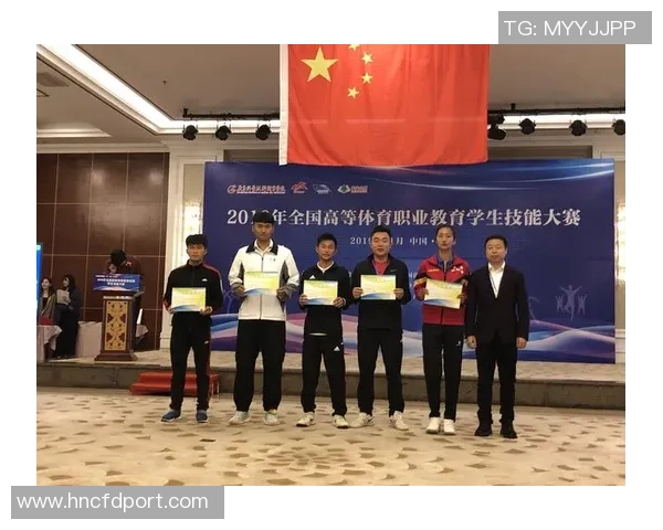 重庆网球队的节奏与激情:聚焦网球运动的成长与发展 重庆网球队的节奏与激情:聚焦网球运动的成长与发展