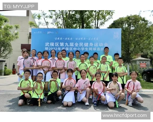 武汉网球队与成都网球队赛后复盘分析灵活性表现及战术调整